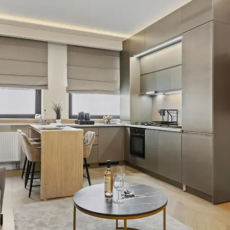 Central Two Rooms Apartment The Paradise Of Lights Bucarest Esterno foto